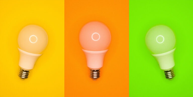 Colorful Lightbulbs to show optimized job description