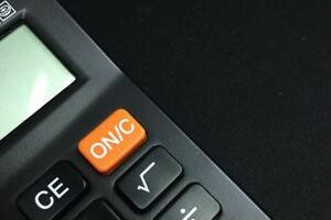 hourly wage calculator