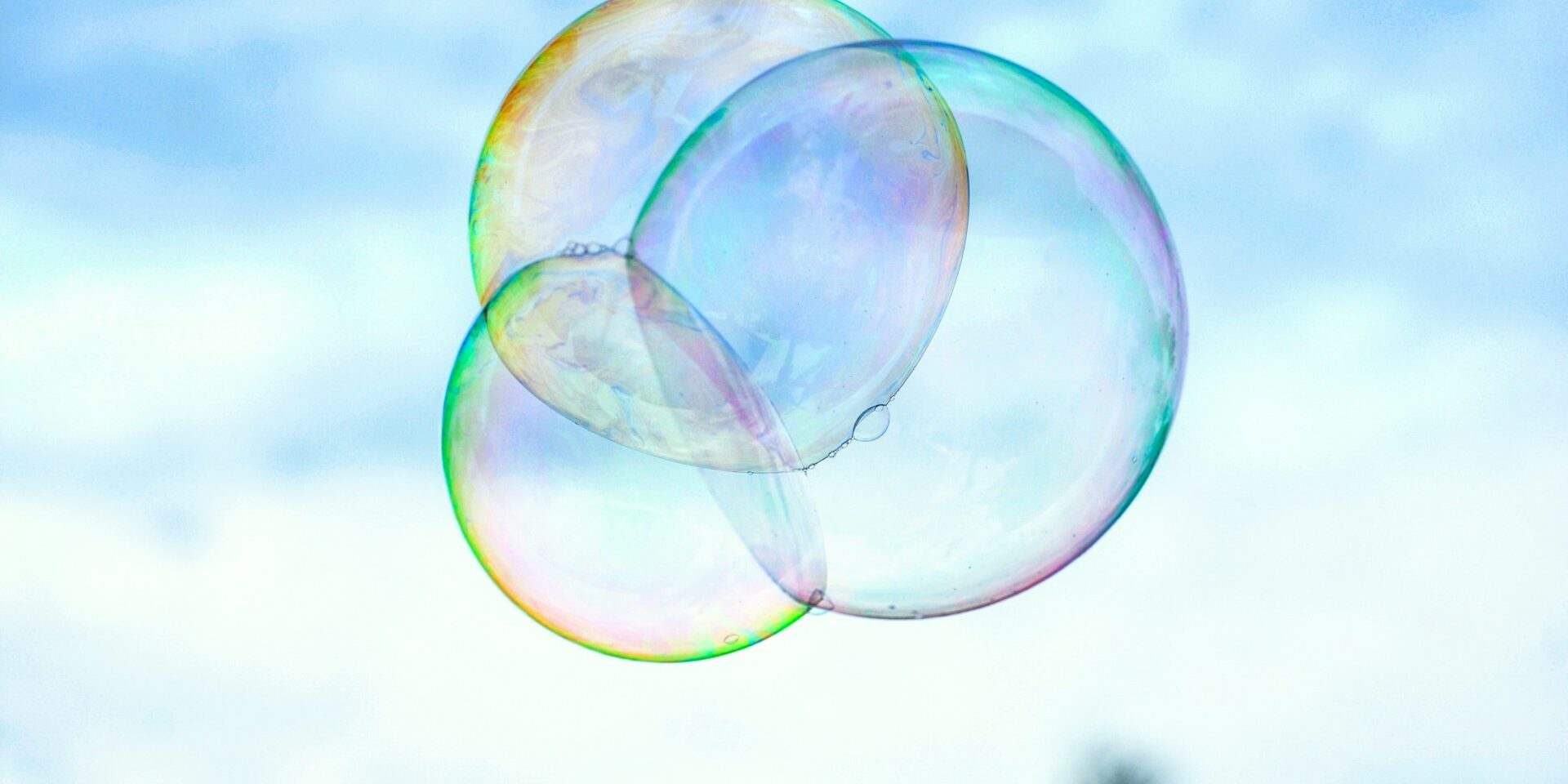 bubbles overlapping showing and conveying cross-functional skills
