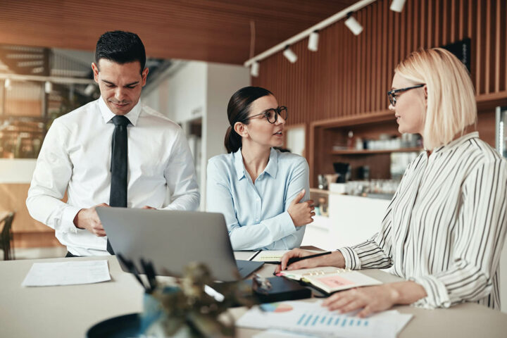 Fractional CMO vs. Full-Time CMO